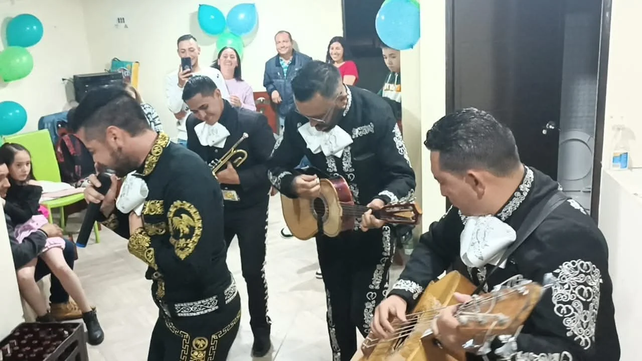 Grupo de Mariachis Económicos en Bogotá para Fiestas y Eventos